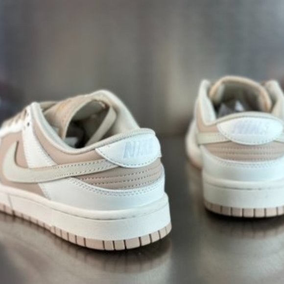 Nike Dunk Low Gold Swoosh main image 7